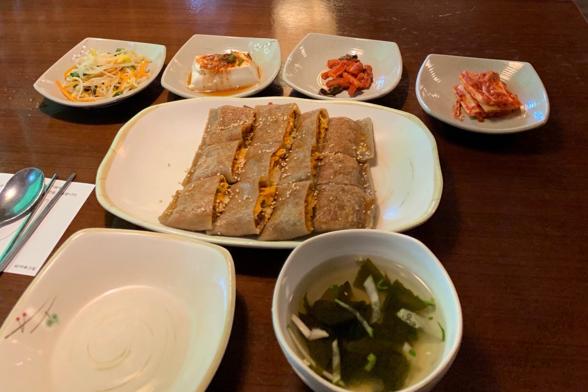 Seoul, South Korea Vegan Food Guide (2024)