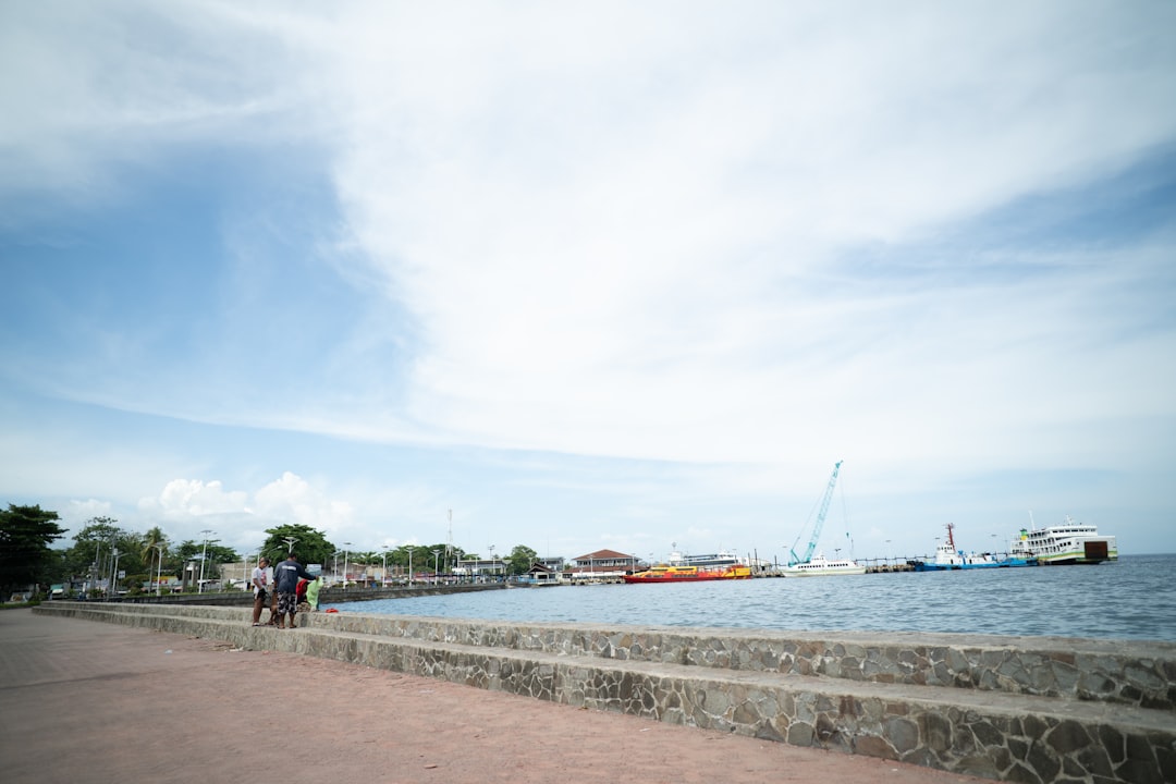 Best Travel Debit Card for the Philippines for Australians (2026): ATMs, Cash & Fees Compared