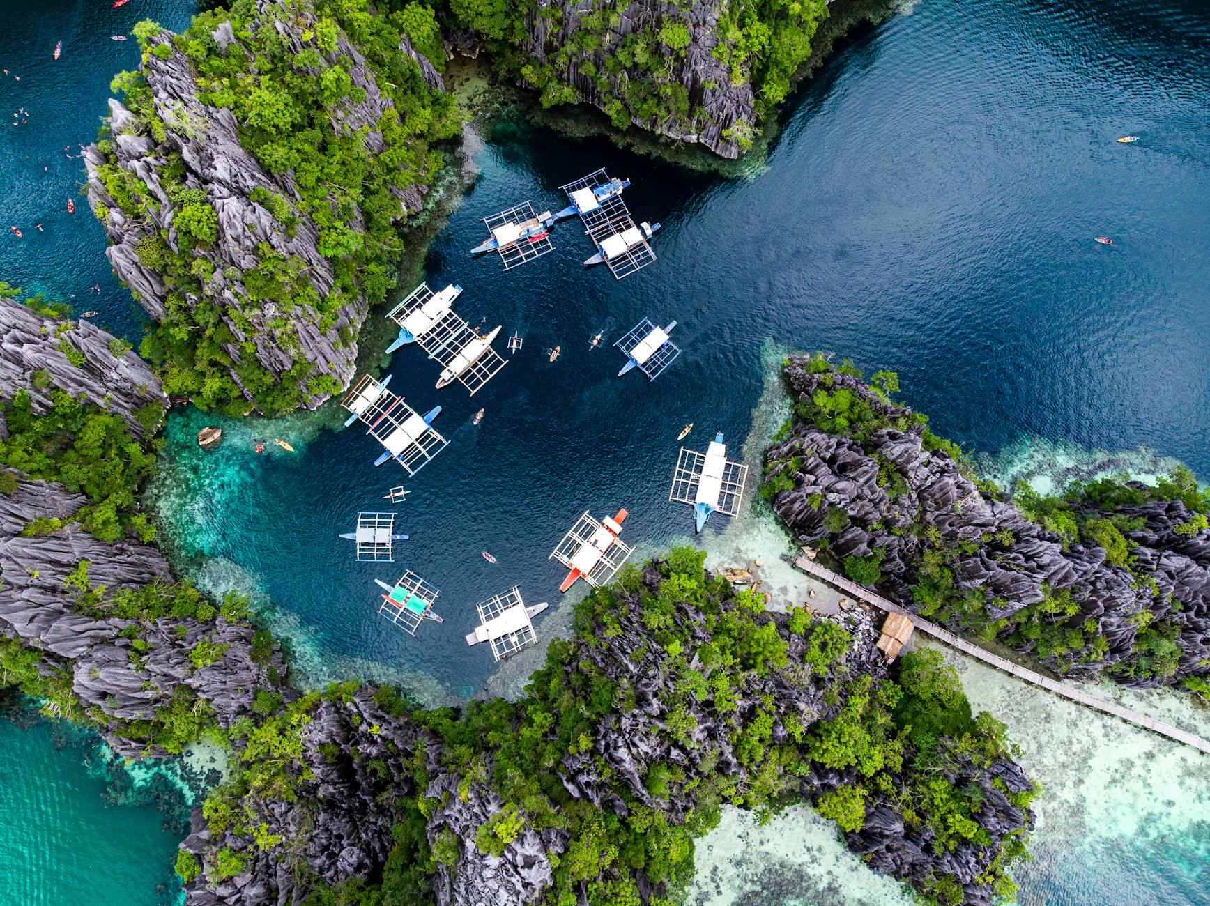 El Nido lagoon in Palawan Philippines
