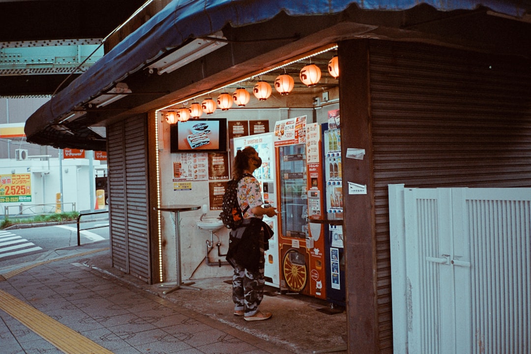 Best Travel Card for Japan in 2026: The Easiest Setup for International Travelers