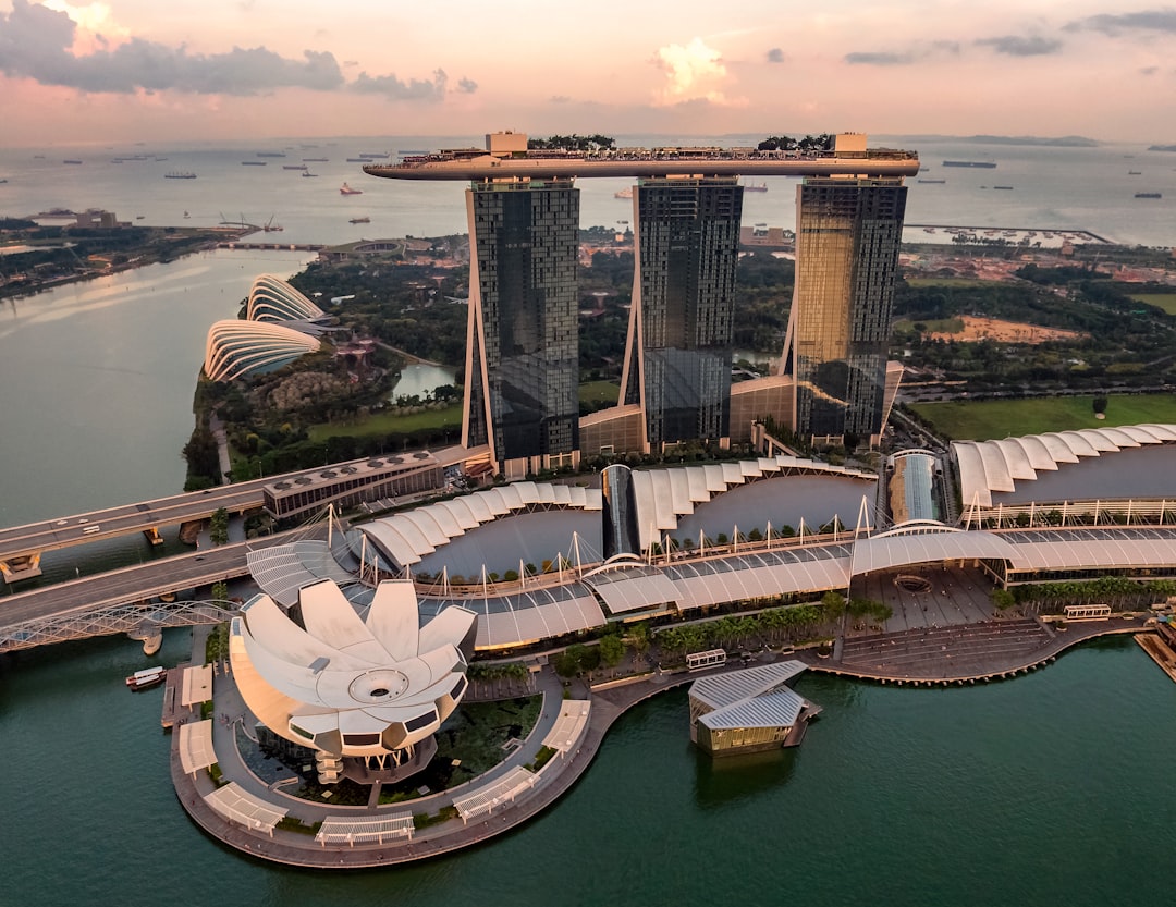 3 Days in Singapore Itinerary 2026: Food, Gardens, Neighbourhoods and Sentosa