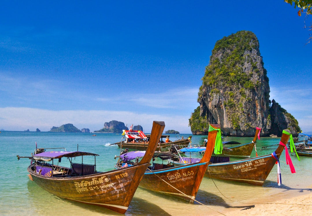 Bangkok to Phuket 2026: Flight, Bus, Train or Stopover?