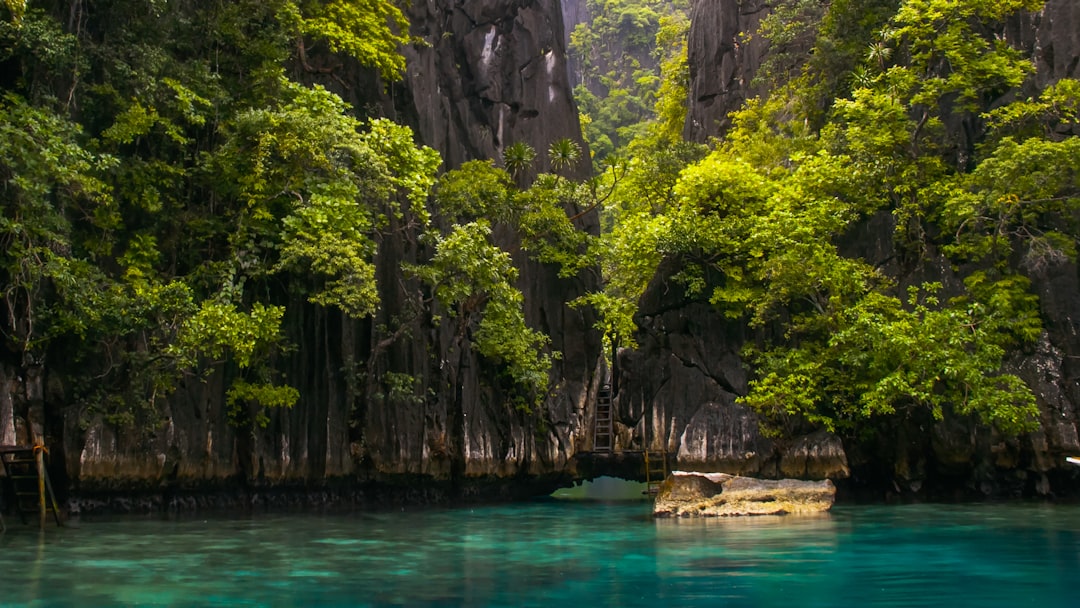 15 Best Things to Do in Coron 2026: Lakes, Lagoons, Island Hopping and Diving