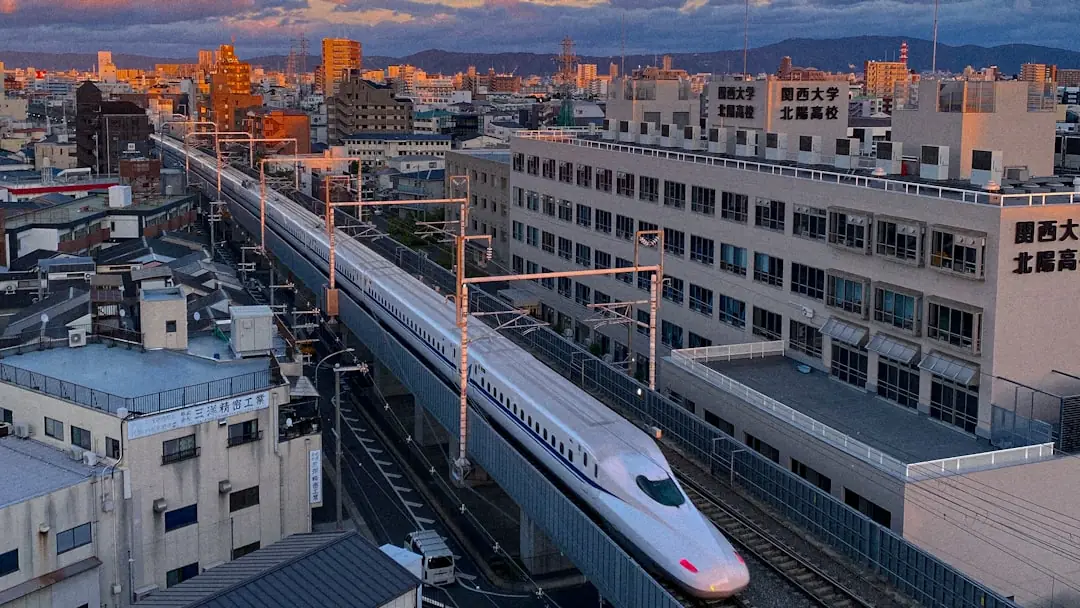 Osaka to Tokyo 2026: Shinkansen, JR Pass, Bus or Flight?