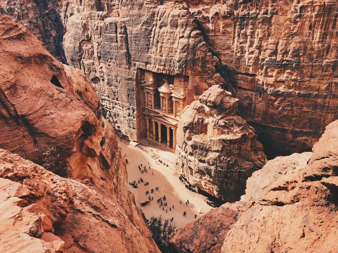 Jordan Petra road trip rental car